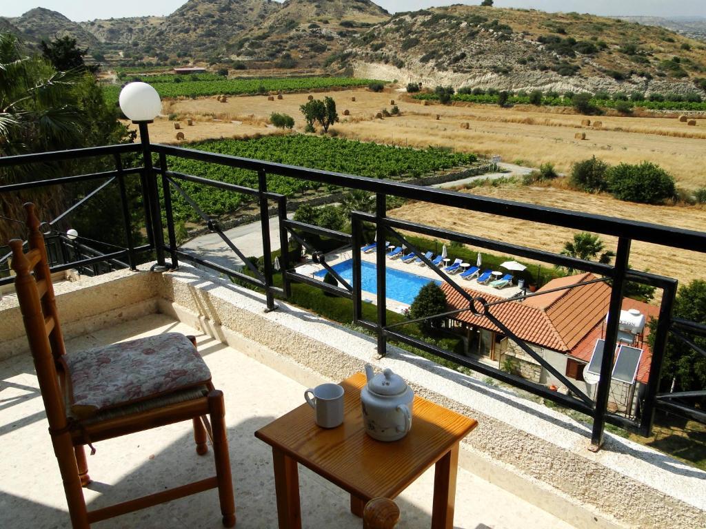 Ampelokipi Holiday Apartments Pissouri Exterior photo